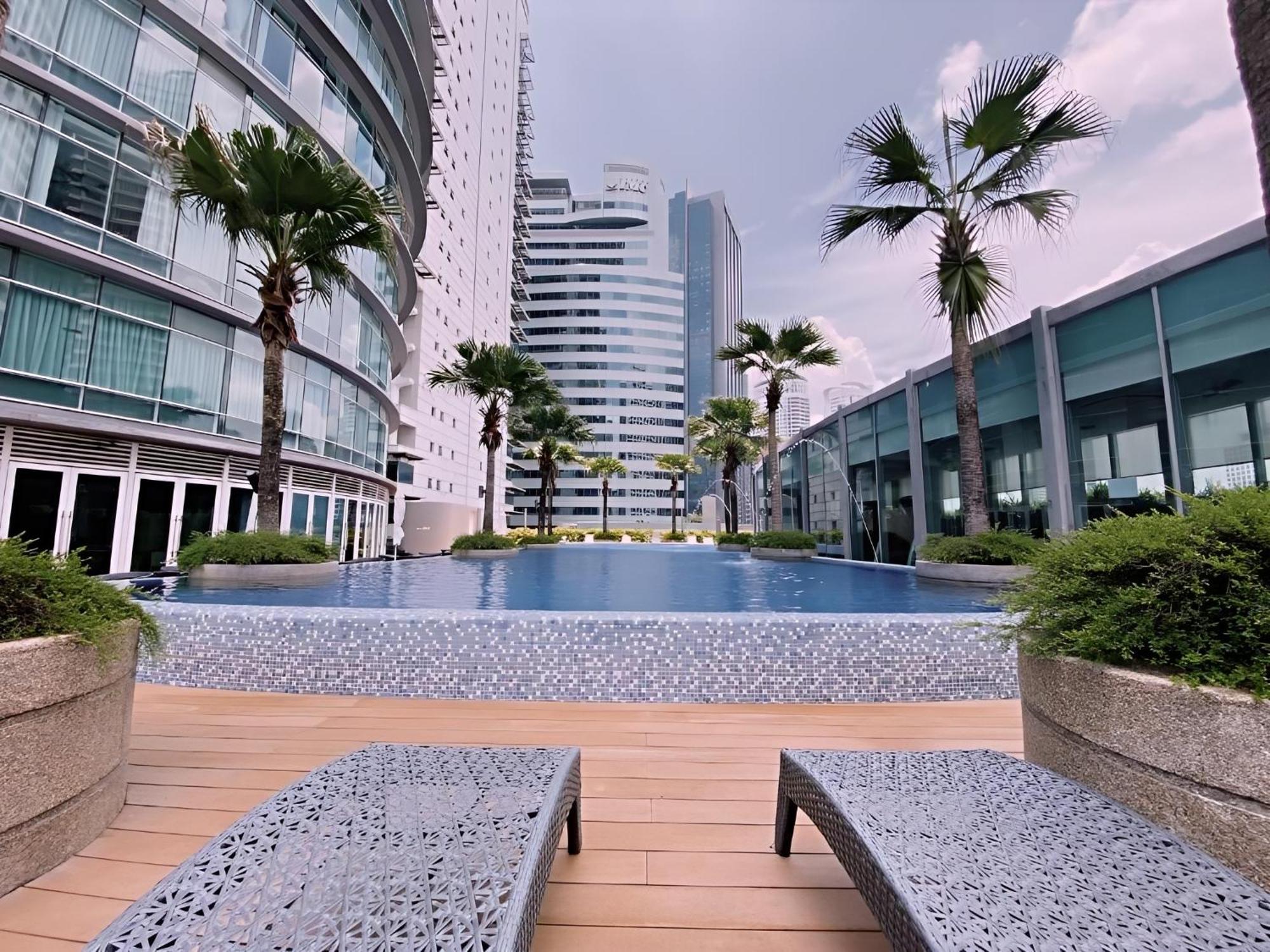 Vortex Hotel Suites Klcc At Kuala Lumpur City Center Exterior photo